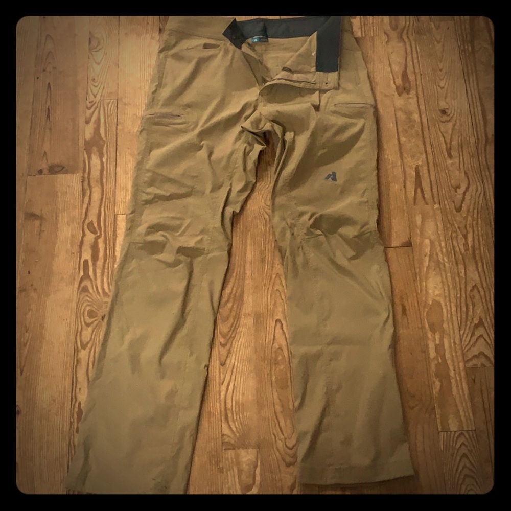 Eddie Bauer first ascent guide pants